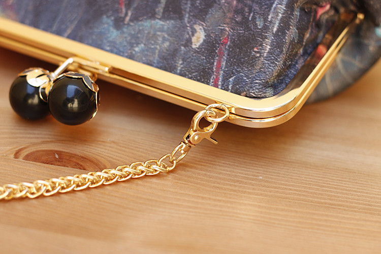 家佳樂文學(xué)復(fù)古水墨荷花斜挎旗袍手工包