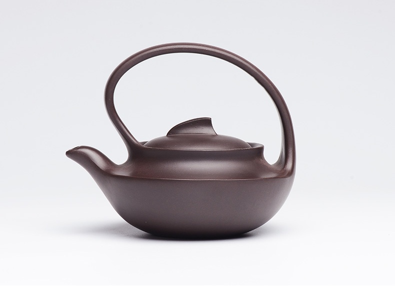 提梁精美紫砂壺，創(chuàng)意手工紫砂壺