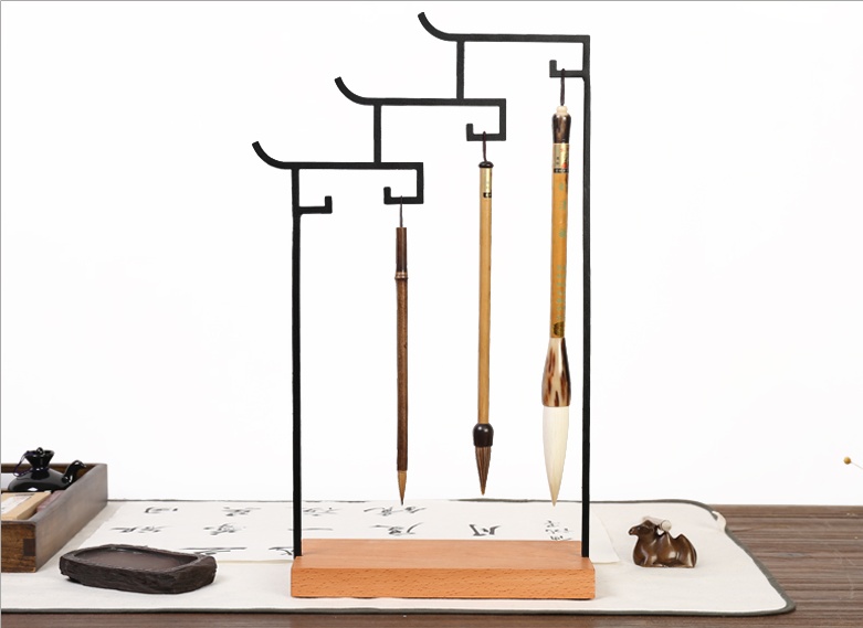 鐵藝微風(fēng)筆架，家佳樂文學(xué)極簡筆架圖片