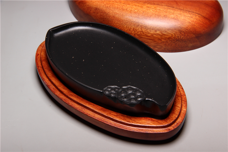 歙硯樸實(shí)硯臺(tái)，滑不拒筆中國硯臺(tái)