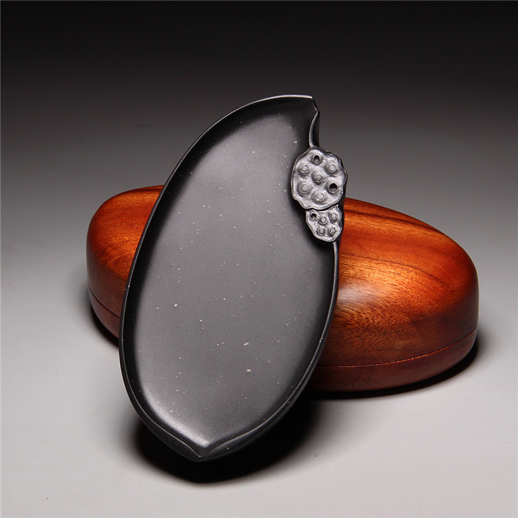 歙硯樸實(shí)硯臺(tái)，滑不拒筆中國硯臺(tái)