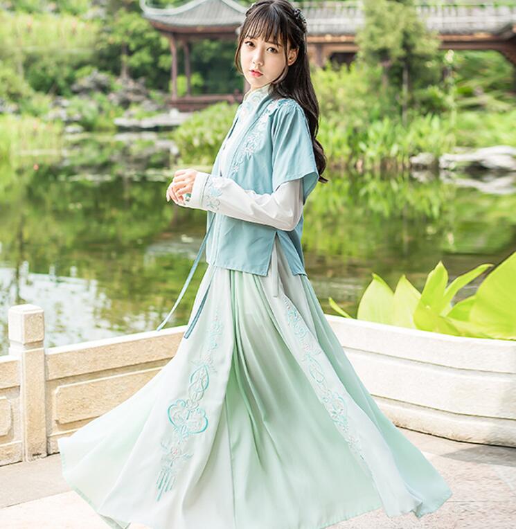 日常漢元素古裝漢服，盡顯優(yōu)雅氣質(zhì)