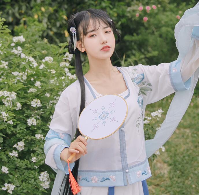 三款國色芳華刺繡團(tuán)扇，周邊流蘇古典扇子