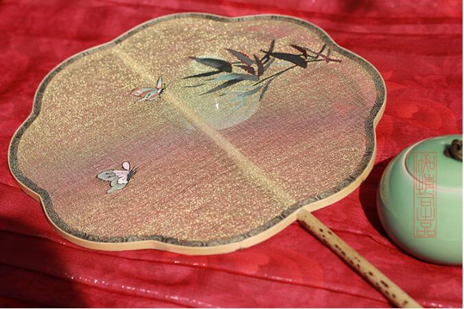 夢蝶緙絲團扇，梅鹿竹宮扇團扇