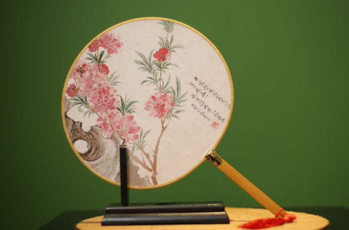 家佳樂文學(xué)宮扇女式團(tuán)扇，古風(fēng)工藝漢服古典扇子圖