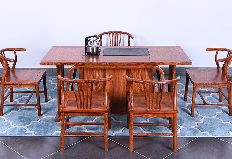 茶桌即人品，茶品即心境