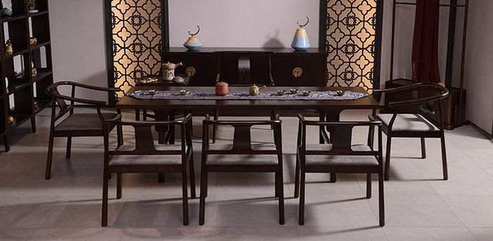 一套茶桌一縷茶香，悟出人生真諦