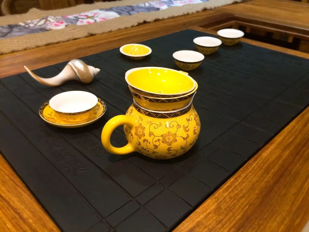 一方茶桌，萬種風(fēng)情!