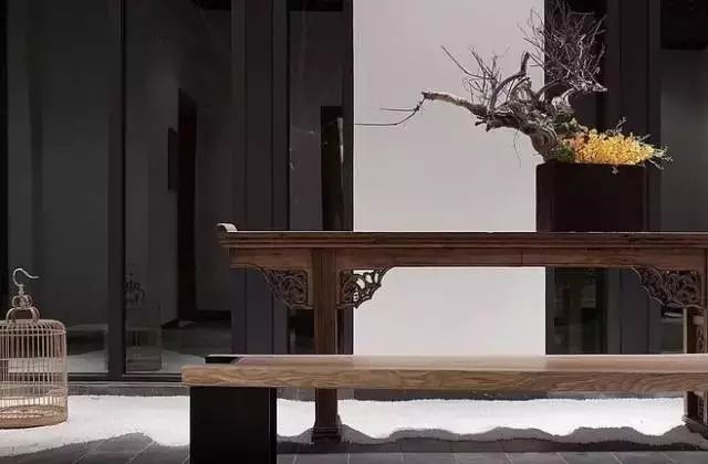 簡約茶桌，簡靜安寧