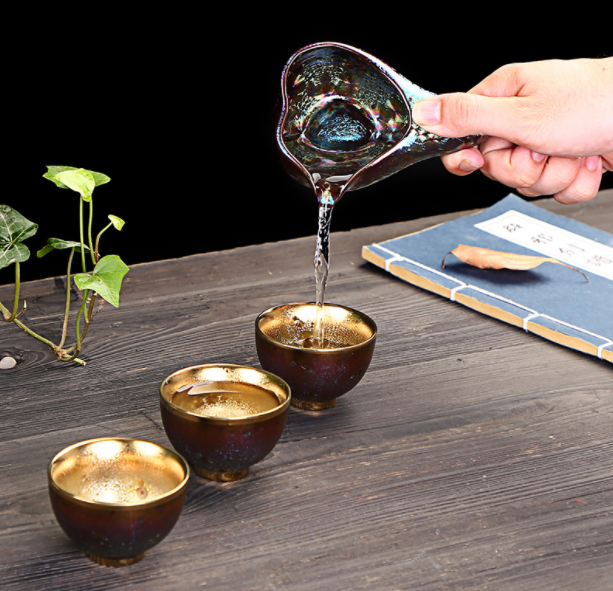 鎏金半自動(dòng)茶具，中式石磨功夫茶具