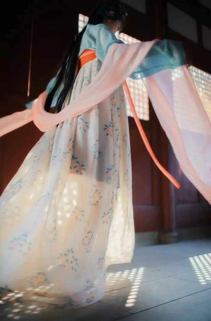 古裝漢服女襦裙，漢元素飄逸清新淡雅漢服