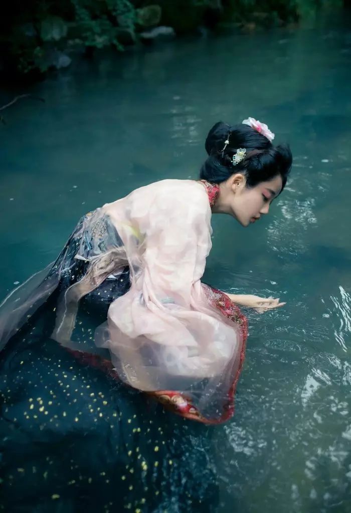 古裝漢服女襦裙，漢元素飄逸清新淡雅漢服