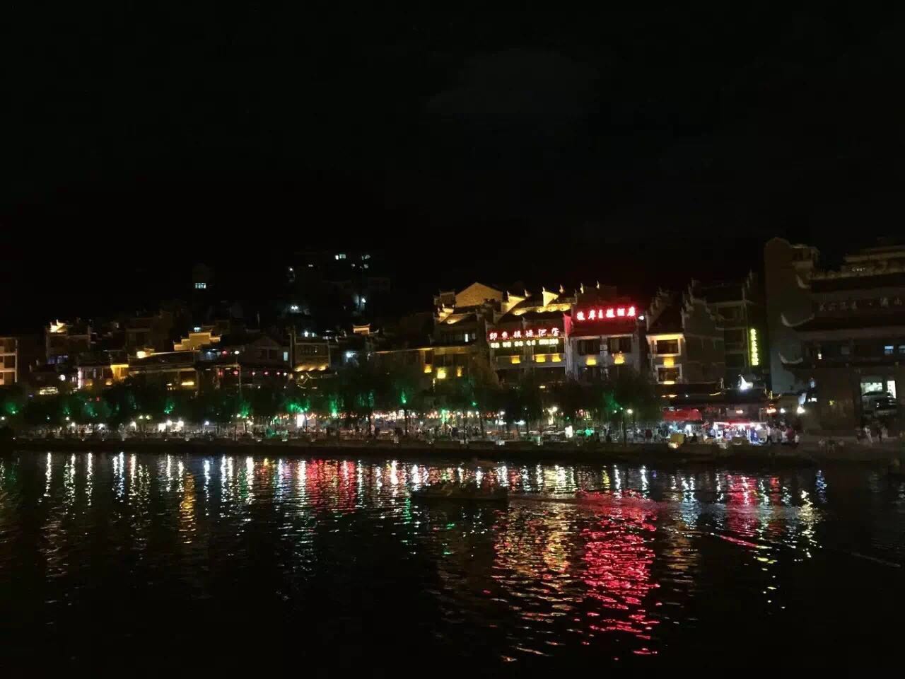 探尋古鎮(zhèn)鎮(zhèn)遠(yuǎn)，一座千年古城