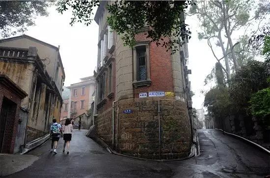 鼓浪嶼風(fēng)景優(yōu)美，一個(gè)美麗而有故事的地方