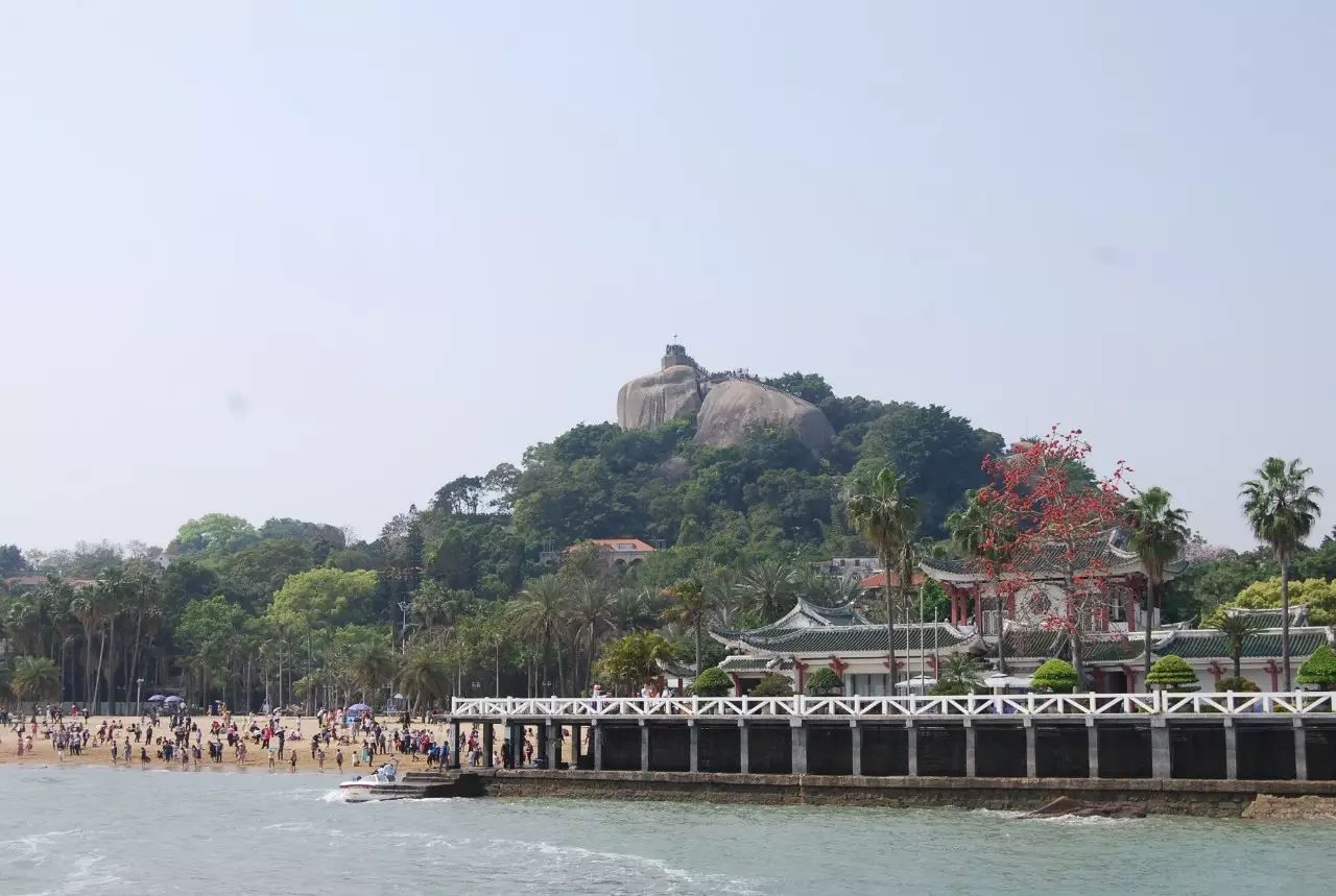 鼓浪嶼風(fēng)景優(yōu)美，一個(gè)美麗而有故事的地方
