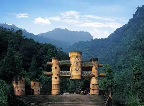 五一小長假，適合游玩的十大風(fēng)景點(diǎn)匯總