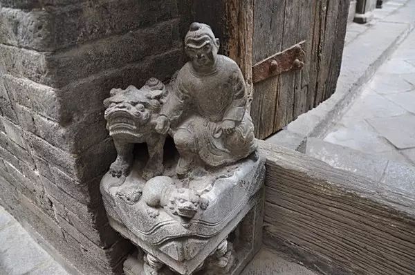 中國古建筑中的雕刻藝術(shù)，精美絕倫