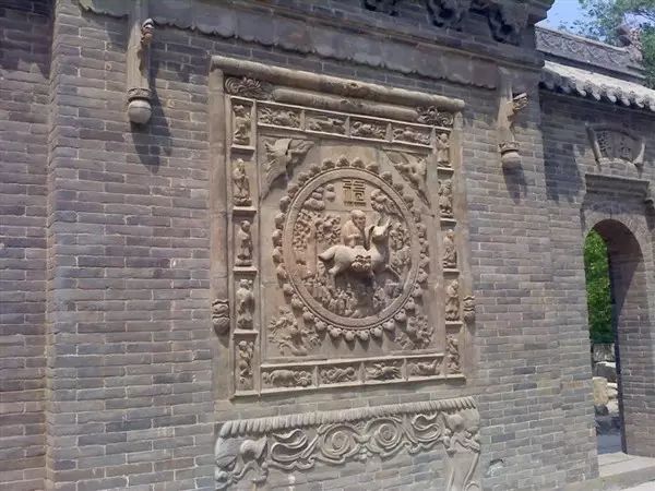 中國古建筑中的雕刻藝術(shù)，精美絕倫