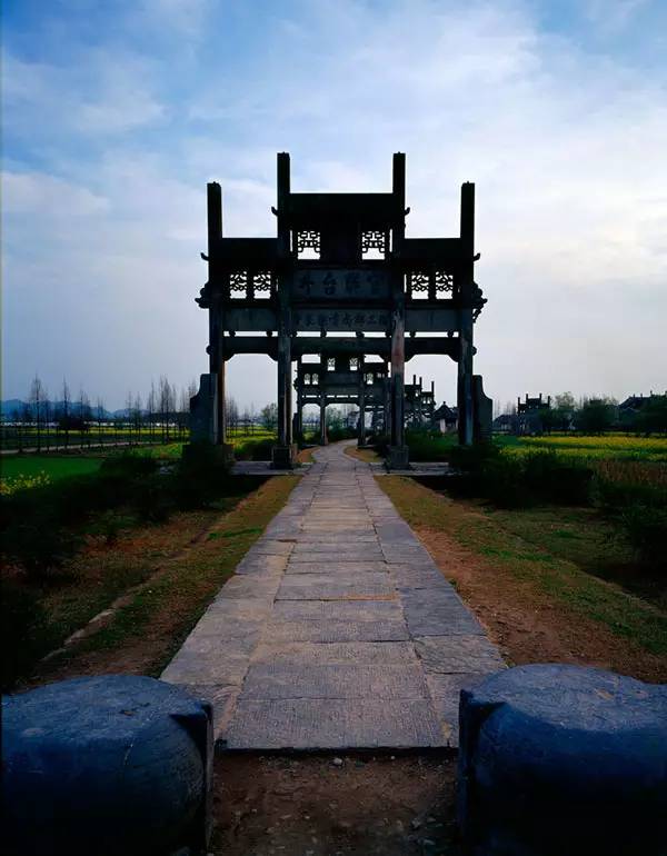 中國古建筑中的雕刻藝術(shù)，精美絕倫