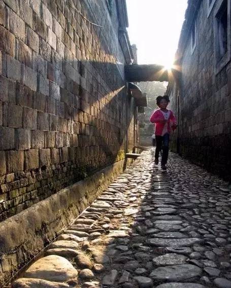 即將消失的中國古建筑，美得驚心動(dòng)魄