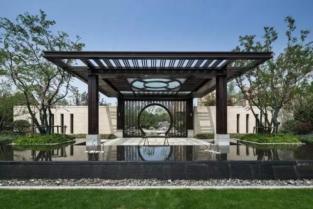 來自時光花絮，新中式建筑