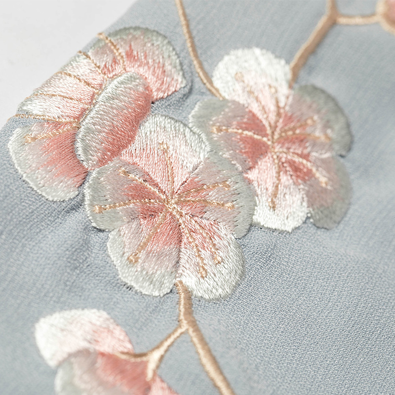 傳統(tǒng)雙袖刺繡漢服上衣，對襟半臂繡花漢服