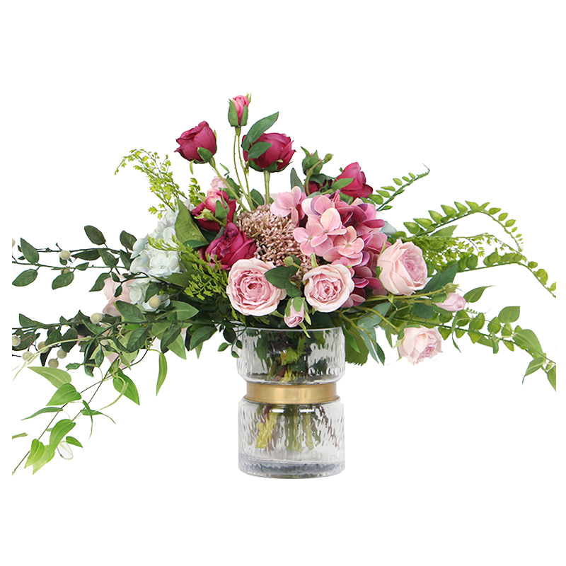 花藝的美，雨露中的花藝