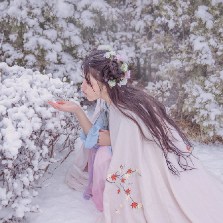 文藝清新女生頭像，唯美古風(fēng)真人頭像