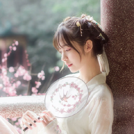 文藝清新女生頭像，唯美古風(fēng)真人頭像