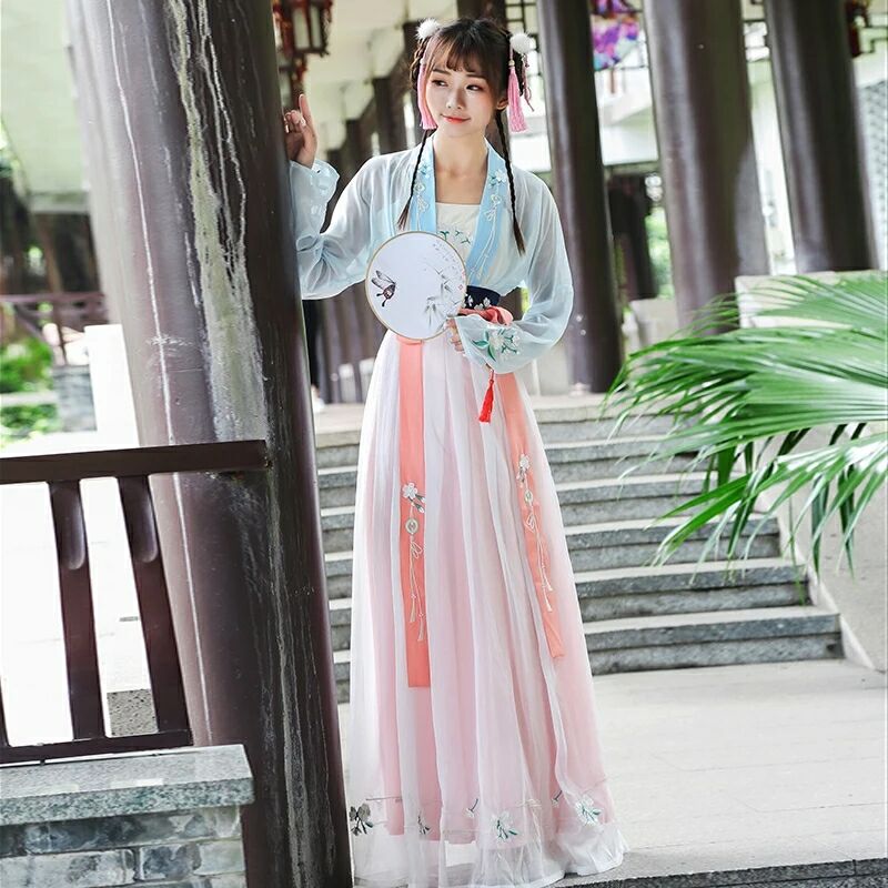 復古家佳樂文學長袖漢服，仙女襦裙繡花漢服圖片