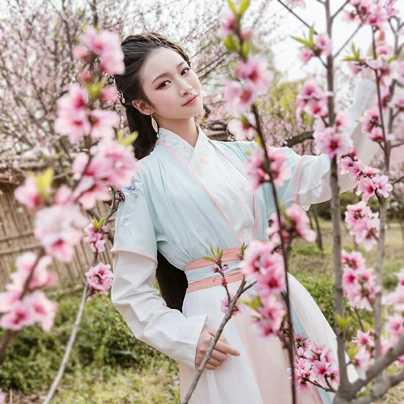 仙女縹緲漢服，且看韶華傾負(fù)