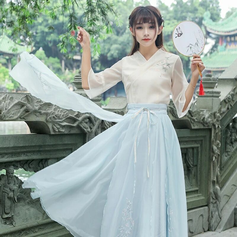 優(yōu)雅如詩，淡雅清新漢服圖片