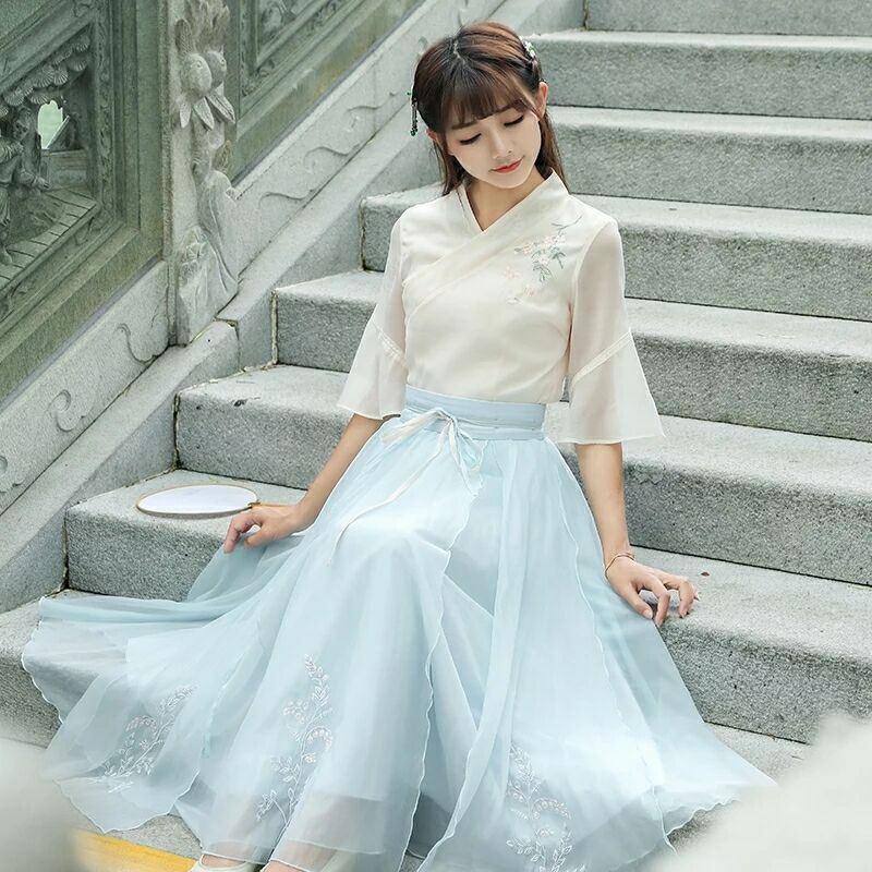 優(yōu)雅如詩，淡雅清新漢服圖片