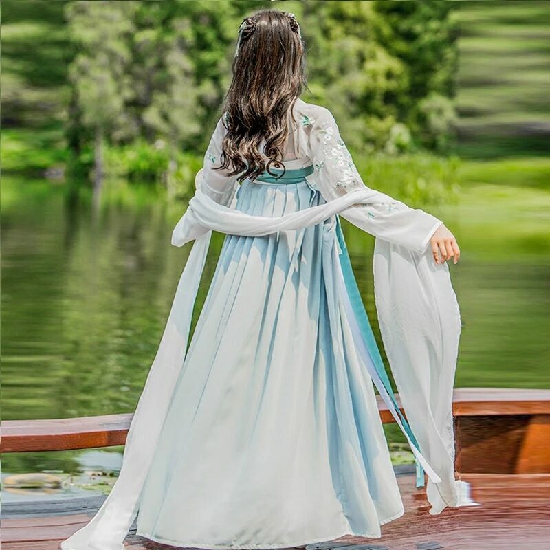 柔和素雅漢服，清新可人漢服圖片