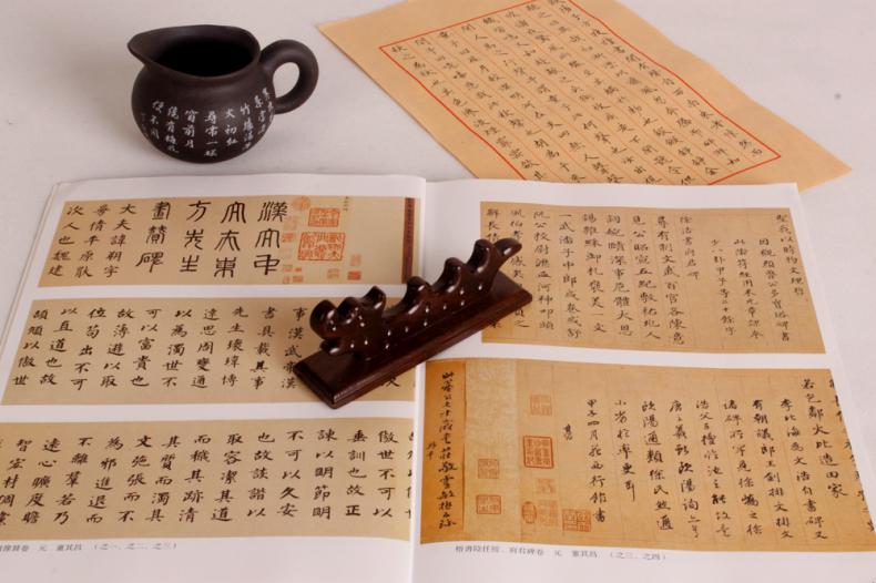 黑梓木龍形實(shí)木毛筆筆架