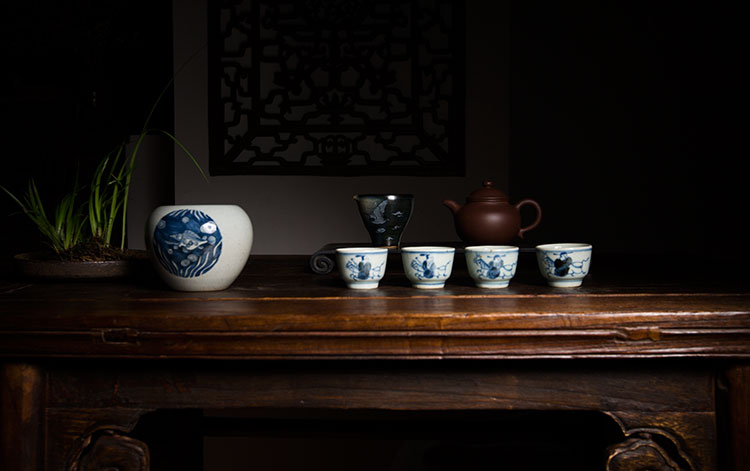 建水民窯青花水盂(二)