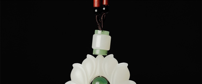 玉說(shuō)·和田玉白玉蓮花吊墜