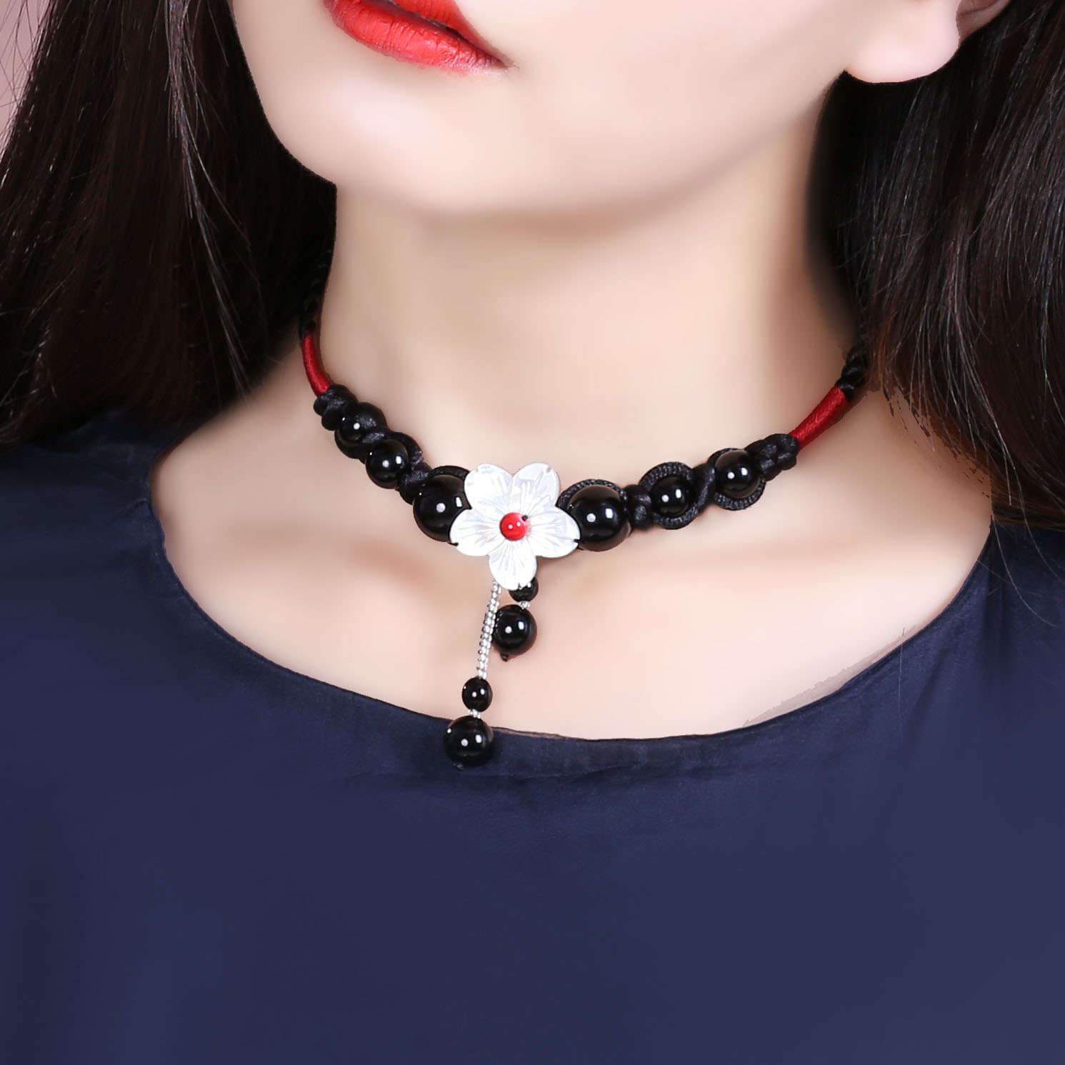 黑瑪瑙鎖骨項(xiàng)鏈