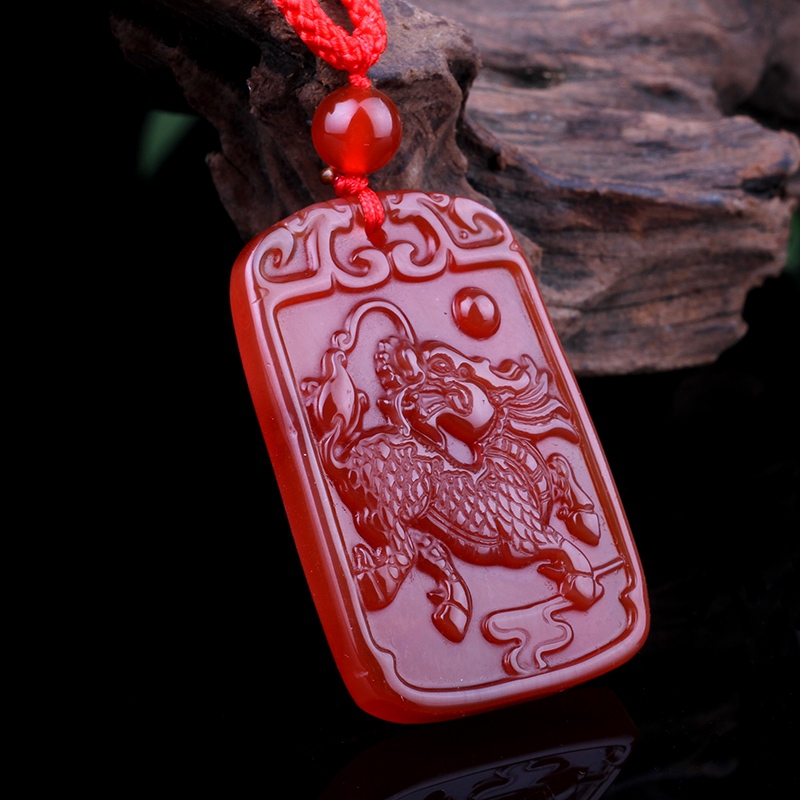 紅瑪瑙招財麒麟玉吊墜