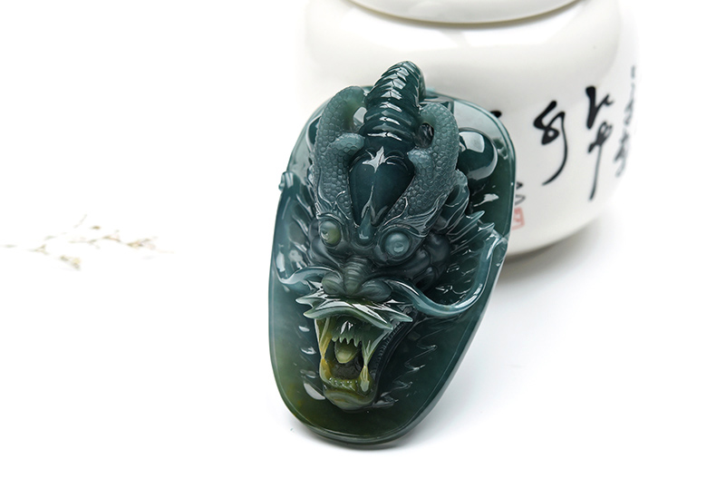 果敢翡翠，藍(lán)水翡翠龍牌玉器