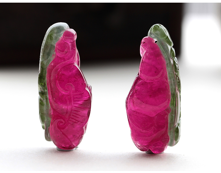 西瓜碧璽吊墜，雕刻如意貔貅項墜一對