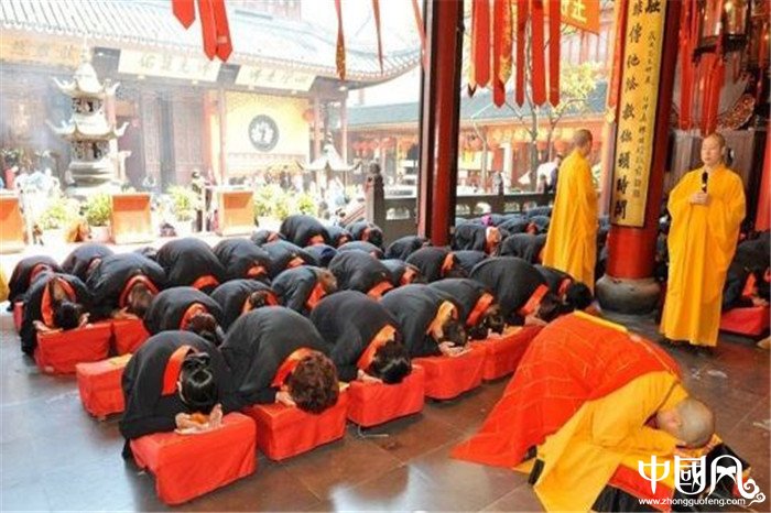 僧人誦經時為何要敲木魚?