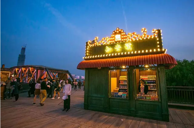 武漢復(fù)古民國風(fēng)知音號(hào)