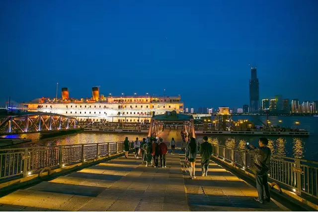 武漢復(fù)古民國風(fēng)知音號(hào)