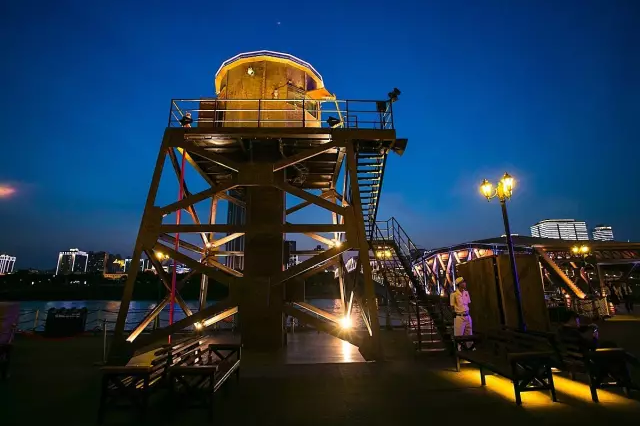 武漢復(fù)古民國風(fēng)知音號(hào)