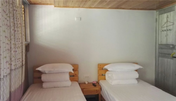 龔灘古鎮(zhèn)酉陽匯?？蜅? src="/wenxue/d/file/bigpic/190404/04/5-1F509154000.png" / data-y3xg="kjbriD"><img alt=