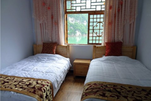 千年一 夢，醉在龔灘古鎮(zhèn)紅樓客棧