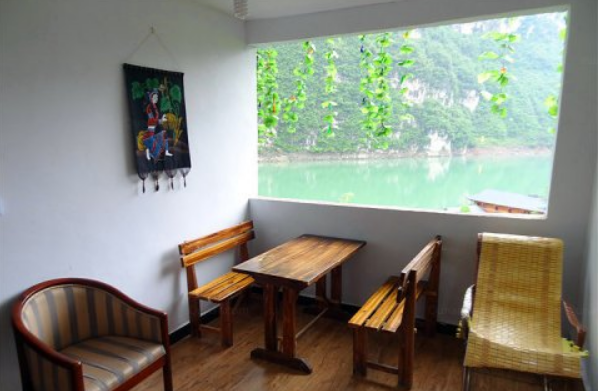 千年一 夢，醉在龔灘古鎮(zhèn)紅樓客棧