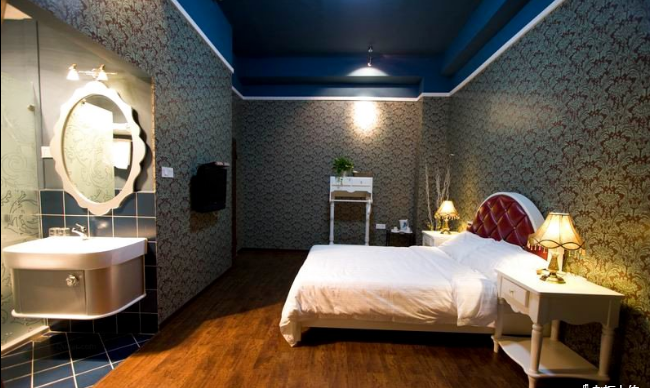 廈門鼓浪嶼初見(jiàn)花茶民宿