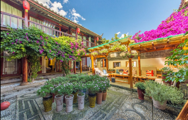 Q居麗江古城何必居好運(yùn)客棧